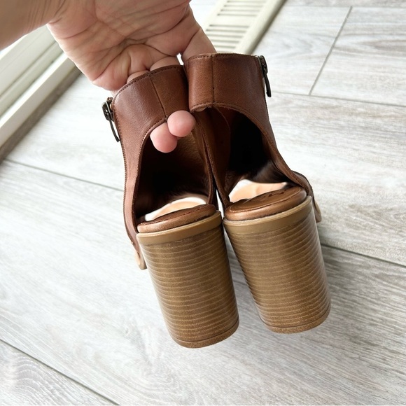 Moda in Pelle Tan Leather Open Toe Double Zippers Cut Out Booties - Picture 6 of 14